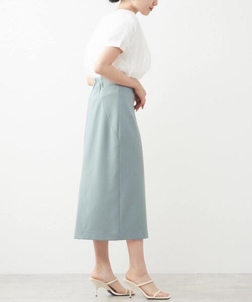 Tiara(ティアラ)の「バックベンツタイトスカート(スカート・レディース・ブラック/グレイッシュベージュ/ブルーグリーン・2/3)」の13枚目の写真