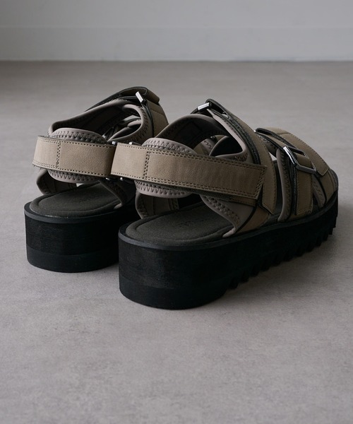 sacai サンダル シャークソール ブラック 40 チューブストラップ 2025年最新】sacaiサンダルの人気アイテム - メルカリ