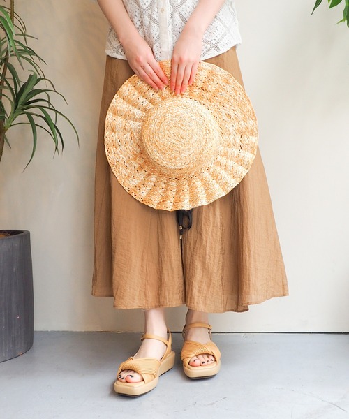 cava cava（サヴァサヴァ）の「厚底サンダル　7420171（サンダル・レディース・ライトベージュ/ブラック/イエロー・24.5cm/24.0cm/23.5cm/23.0cm/22.5cm）」の17枚目の写真