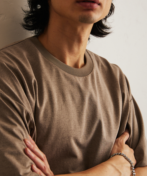 417 EDIFICE（フォーワンセブンエディフィス）の「”UVカット・吸水速乾・防シワ” PERFECTECH / パーフェクテック Tシャツ（Tシャツ/カットソー・メンズ・ベージュ/ホワイト/ブラック/チャコールグレー/ブルー・SMALL/MEDIUM/LARGE）」の11枚目の写真