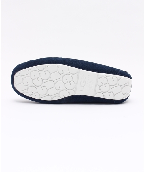 UGG（アグ）の「【UGG】アグオールセン（その他シューズ・メンズ・ブラック/ネイビー・8/9）」の7枚目の写真