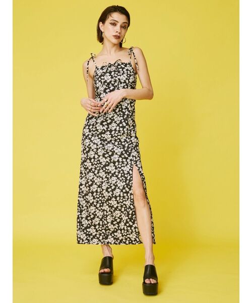 EVRIS（エヴリス）の「フラワーキャミワンピース（ワンピース・レディース・ブルー/ブラック・FREE）」の3枚目の写真