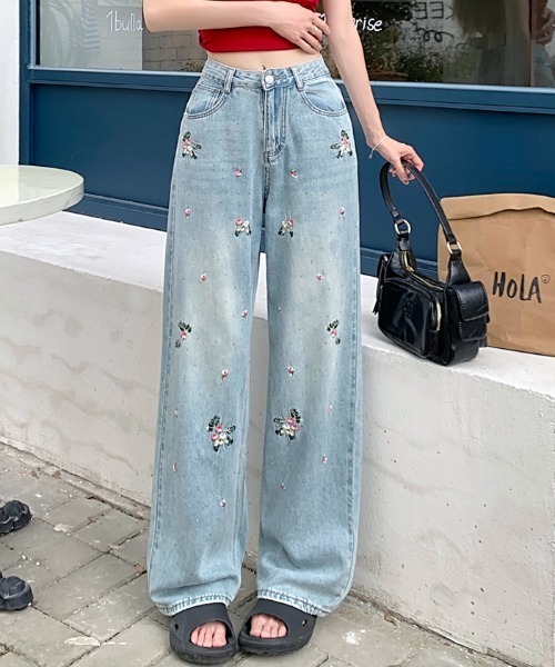 GEMEDA（ジェメダ）の「花柄刺しゅうデニムパンツ（デニムパンツ