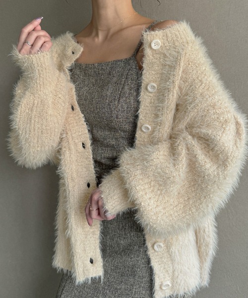 JUNOAH（ジュノア）の「前後2wayシャギーニットカーディガン