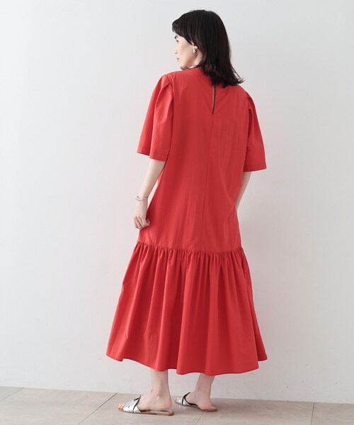 GALLEST（ギャレスト）の「◆ナイロンティアードマキシワンピース（ワンピース・レディース・ベージュ/ブラック/レッド系・36/38）」の4枚目の写真