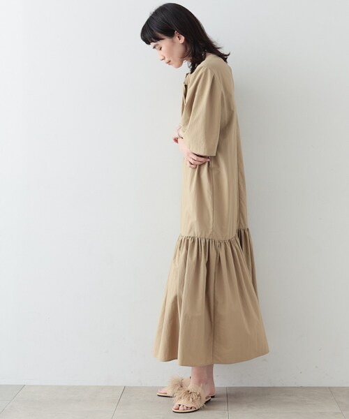 GALLEST（ギャレスト）の「◆ナイロンティアードマキシワンピース（ワンピース・レディース・ベージュ/ブラック/レッド系・36/38）」の10枚目の写真