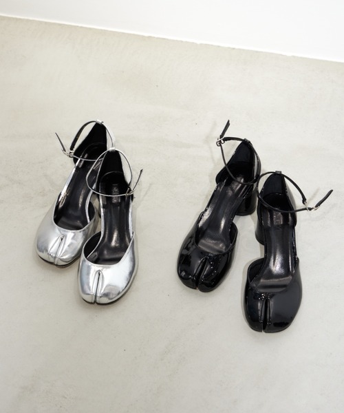 paravion(パラビオン)の「チャンキーヒール足袋パンプス(パンプス・レディース・ブラック/シルバー・SMALL/MEDIUM/LARGE)」の14枚目の写真