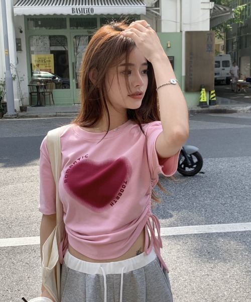 Vipoa(ヴィポア)の「ハートプリントショートスリーブTシャツ(Tシャツ/カットソー・レディース・ホワイト/ピンク・FREE)」の10枚目の写真