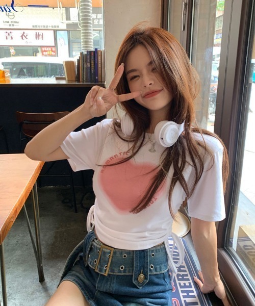 Vipoa(ヴィポア)の「ハートプリントショートスリーブTシャツ(Tシャツ/カットソー・レディース・ホワイト/ピンク・FREE)」の17枚目の写真