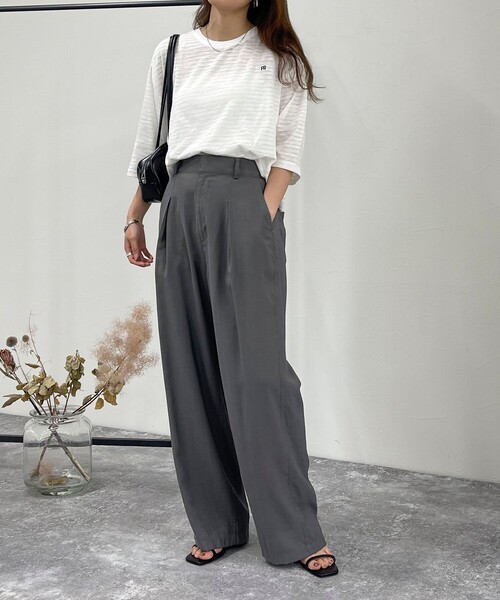 fredy emue（フレディエミュ）の「FRワッペン付きボーダーTシャツ（Tシャツ/カットソー・レディース・ブルー系その他/ホワイト系その他/ブラック系その他/ホワイト系その他2・38）」の6枚目の写真