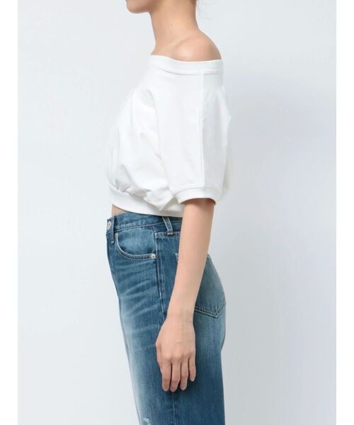 GYDA(ジェイダ)の「Square gyda エンボス オフショル トップス(Tシャツ/カットソー・レディース・ブラック/オフホワイト/イエロー・FREE)」の17枚目の写真
