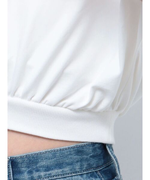 GYDA(ジェイダ)の「Square gyda エンボス オフショル トップス(Tシャツ/カットソー・レディース・ブラック/オフホワイト/イエロー・FREE)」の21枚目の写真
