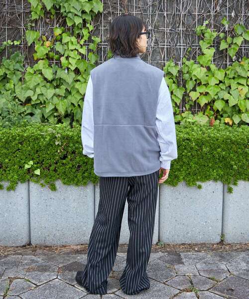 FFEIN（フェイン）の「FFEIN(フェイン)】ワンポイント刺繍フリースベスト / ベスト フリース 刺繍 ワイドシルエットドローコード（ベスト・メンズ・グレー/ネイビー/ブラック・SMALL/MEDIUM/LARGE）」の14枚目の写真