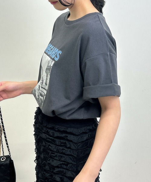 INGNI(イング)の「転写プリントTシャツ(Tシャツ/カットソー・レディース・スミクロ/ホワイト×ブルー/ホワイト×レッド・M)」の9枚目の写真