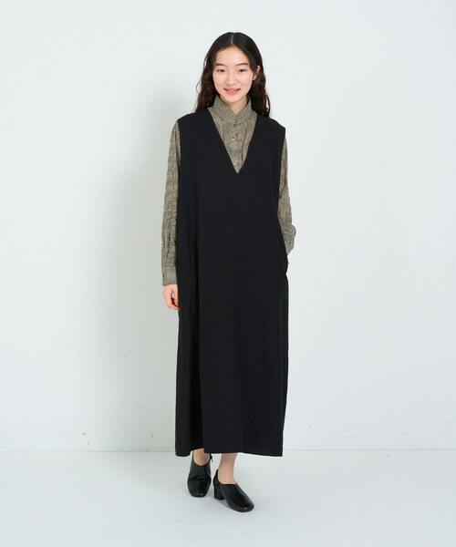conges payes ADIEU TRISTESSE(コンジェ ペイエ アデュートリステス)の「リネンキャンブリックジャンパースカート(ジャンパースカート・レディース・ブラウン系その他/ブラック・38)」の2枚目の写真