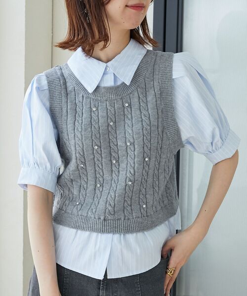 MAJESTIC LEGON(マジェスティックレゴン)の「シャツドッキングビジューニット(シャツ/ブラウス・レディース・ネイビー/アイボリー/グレー/ブラック系その他・MEDIUM)」の3枚目の写真