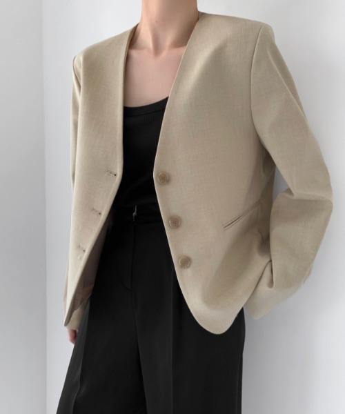 ECLIN（エクラン）の「ノーカラーオーバージャケット（ノーカラージャケット・レディース・ブラック/ベージュ・M/L/XL）」の11枚目の写真