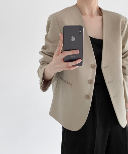 ECLIN（エクラン）の「ノーカラーオーバージャケット（ノーカラージャケット・レディース・ブラック/ベージュ・M/L/XL）」の13枚目の写真