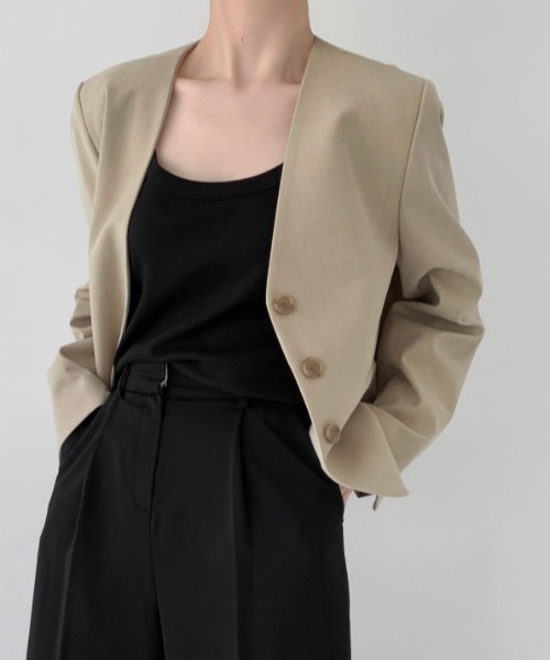 ECLIN（エクラン）の「ノーカラーオーバージャケット（ノーカラージャケット・レディース・ブラック/ベージュ・M/L/XL）」の14枚目の写真