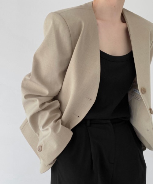 ECLIN（エクラン）の「ノーカラーオーバージャケット（ノーカラージャケット・レディース・ブラック/ベージュ・M/L/XL）」の7枚目の写真