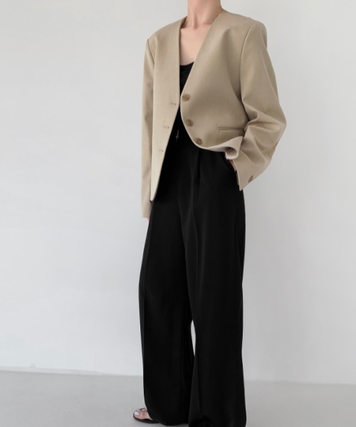 ECLIN（エクラン）の「ノーカラーオーバージャケット（ノーカラージャケット・レディース・ブラック/ベージュ・M/L/XL）」の8枚目の写真