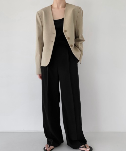 ECLIN（エクラン）の「ノーカラーオーバージャケット（ノーカラージャケット・レディース・ブラック/ベージュ・M/L/XL）」の9枚目の写真