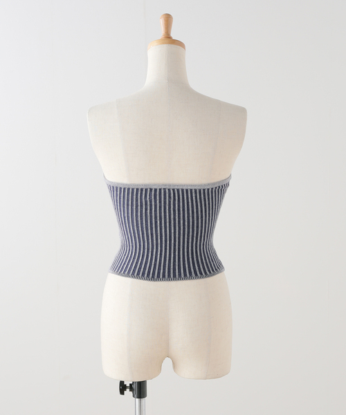 Guess（ゲス）の「GUESS/ゲス GO TUBE TOP（チューブトップ・レディース・ブラック/ピンク・SMALL）」の4枚目の写真