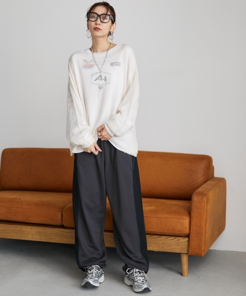 Auntie Rosa Holiday(アンティローザホリデー)の「パイピング切替えスウェットパンツ(スウェットパンツ・レディース・ナチュラル/チャコールグレー・FREE)」の8枚目の写真