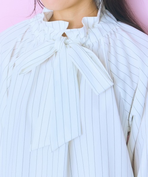 marun（マルン）の「＜大きいサイズ＞ ピンストライプリボンタイブラウス marun（シャツ/ブラウス・レディース・ピンク/アイボリー・L/5L/4L/3L/LL）」の17枚目の写真