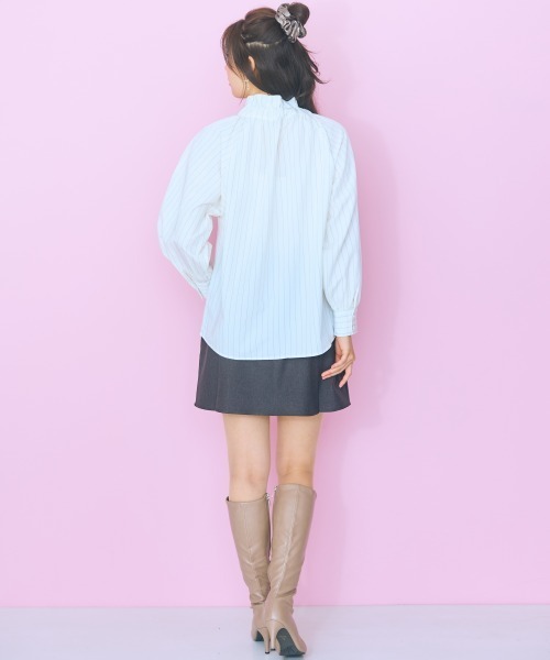 marun（マルン）の「＜大きいサイズ＞ ピンストライプリボンタイブラウス marun（シャツ/ブラウス・レディース・ピンク/アイボリー・L/5L/4L/3L/LL）」の3枚目の写真