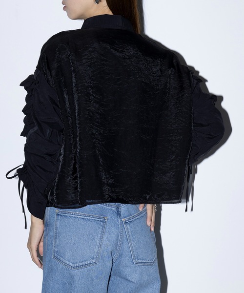 MAISON BREEZE reveur(メゾンブリーズレヴール)の「【MAISON BREEZE reveur】ドロストフリルスリーブシャツ 244033(シャツ/ブラウス・レディース・ホワイト/グレイッシュベージュ/ブラック・FREE)」の10枚目の写真