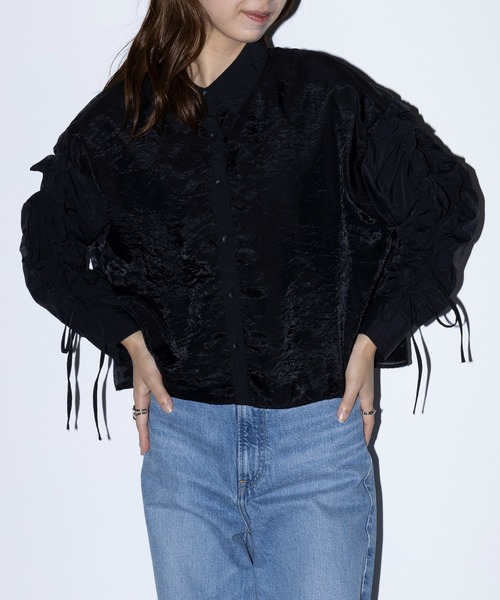 MAISON BREEZE reveur(メゾンブリーズレヴール)の「【MAISON BREEZE reveur】ドロストフリルスリーブシャツ 244033(シャツ/ブラウス・レディース・ホワイト/グレイッシュベージュ/ブラック・FREE)」の7枚目の写真