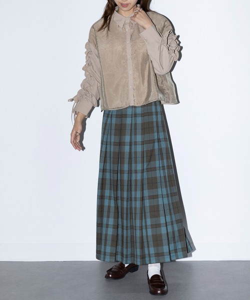MAISON BREEZE reveur(メゾンブリーズレヴール)の「【MAISON BREEZE reveur】ドロストフリルスリーブシャツ 244033(シャツ/ブラウス・レディース・ホワイト/グレイッシュベージュ/ブラック・FREE)」の18枚目の写真