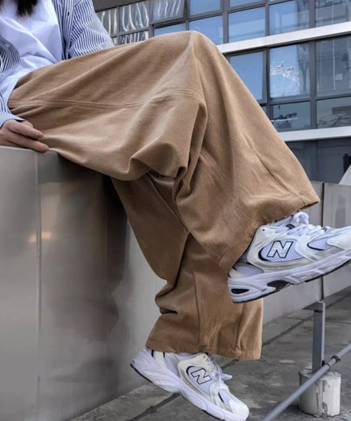 CELENA BEATS（セレナビーツ）の「ワイドコーデュロイパンツ（スラックス・メンズ・ブラウン/カーキ/ブラック・S/M/L）」の22枚目の写真