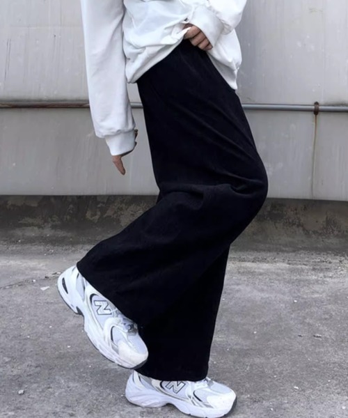 CELENA BEATS（セレナビーツ）の「ワイドコーデュロイパンツ（スラックス・メンズ・ブラウン/カーキ/ブラック・S/M/L）」の5枚目の写真