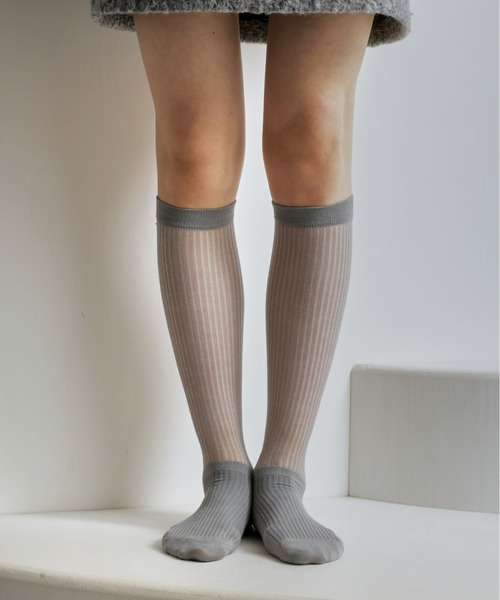 Olu.（オルドット）の「シアーリブハイソックス（ソックス/靴下・レディース・グレー/ホワイト/ブラック・FREE）」の5枚目の写真