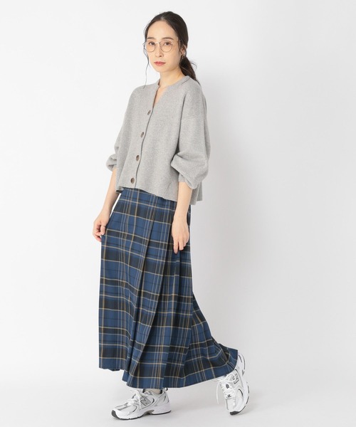 studio CLIP（スタディオクリップ）の「【3シーズンシリーズ】5ゲージスリットネックカーディガン（カーディガン/ボレロ・レディース・パープル/モカ/ネイビー/ライトグレー・FREE）」の5枚目の写真