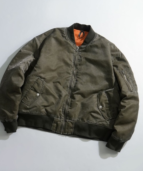 Ritzy(リッツィー)の「Vintage-like heavy nylon twill MA-1 blouson/ヴィンテージライク ヘビーナイロンツイル MA-1 ブルゾン(MA-1・メンズ・カーキ/ブラック/グリーン系その他/ブラック系その他・XL/L/M)」の4枚目の写真