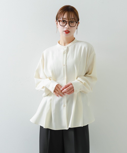 SENSE OF PLACE by URBAN RESEARCH（センスオブプレイスバイアーバンリサーチ）の「バンドカラーウエストタックシャツ（シャツ/ブラウス・レディース・アイボリー/チャコールグレー/ブルー・ONE）」の6枚目の写真