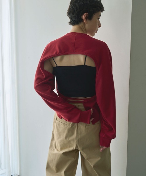 marjour(マージュール)の「BACK OPEN SWEAT(スウェット・レディース・レッド/ブラック・MEDIUM)」の9枚目の写真