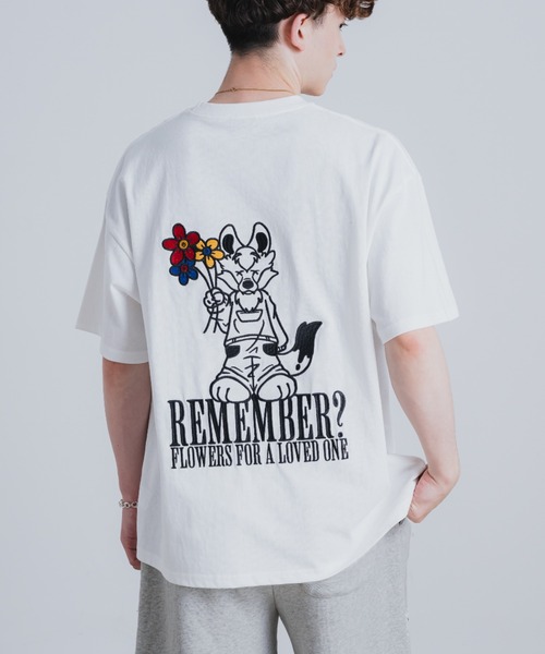 セール】花束ウルフTシャツ（Tシャツ/カットソー）｜Remember.（リ