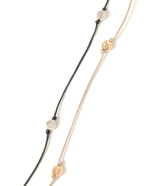 niko and...（ニコアンド）の「ボールコードロングネックレス（ネックレス・レディース・ベージュ/ブラック・0）」の4枚目の写真