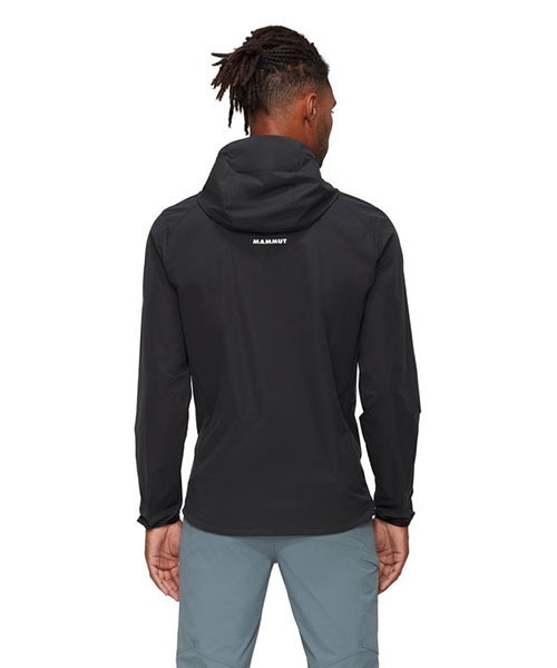 Mammut（マムート）の「グラナイト ソフトシェル フーデッド ジャケット アジアンフィット メン / GRANITE SO Hooded Jacket AF Men（マウンテンパーカー・メンズ・ブラック/ネイビー・X-LARGE/SMALL/LARGE/MEDIUM）」の5枚目の写真