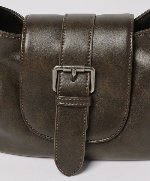 FOREVER 21（フォーエバー トゥエンティーワン）の「【2025SS】フラップベルトバッグ（ショルダーバッグ・レディース・ブラウン/ブルー・FREE）」の7枚目の写真