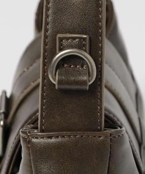 FOREVER 21（フォーエバー トゥエンティーワン）の「【2025SS】フラップベルトバッグ（ショルダーバッグ・レディース・ブラウン/ブルー・FREE）」の6枚目の写真