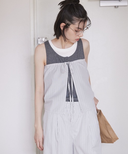 Unblend(アンブレンド)の「【Unblend】フラップ付き レイヤード ワイド イージーパンツ(その他パンツ・レディース・ブラック/ホワイト系/ブルー系・M/S)」の16枚目の写真
