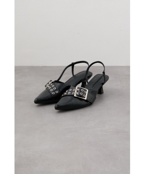 AZUL by moussy（アズールバイマウジー）の「バックルベルトパンプス（パンプス・レディース・レッド/ブラック・SMALL/MEDIUM/LARGE/LL）」の2枚目の写真