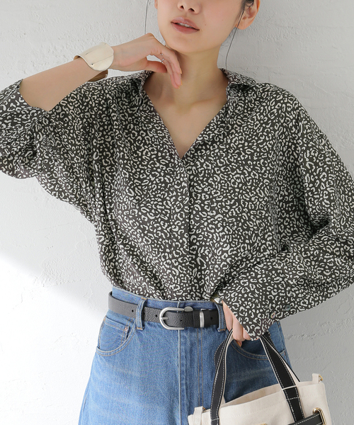 journal standard L'essage(ジャーナルスタンダードレサージュ)の「レオパードプリントシャツ(シャツ/ブラウス・レディース・ブラック/ベージュ・FREE)」の2枚目の写真