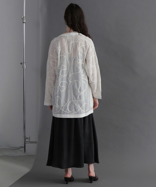 ROSE BUD（ローズバッド）の「コードエンブロイダリーカーディガン（カーディガン/ボレロ・レディース・ホワイト/ブラック・ONE SIZE）」の12枚目の写真