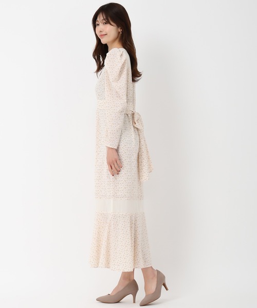 MISCH MASCH(ミッシュマッシュ)の「シアー切替小花柄マーメイドワンピース(ワンピース・レディース・ブラック/アイボリー・S/M)」の22枚目の写真